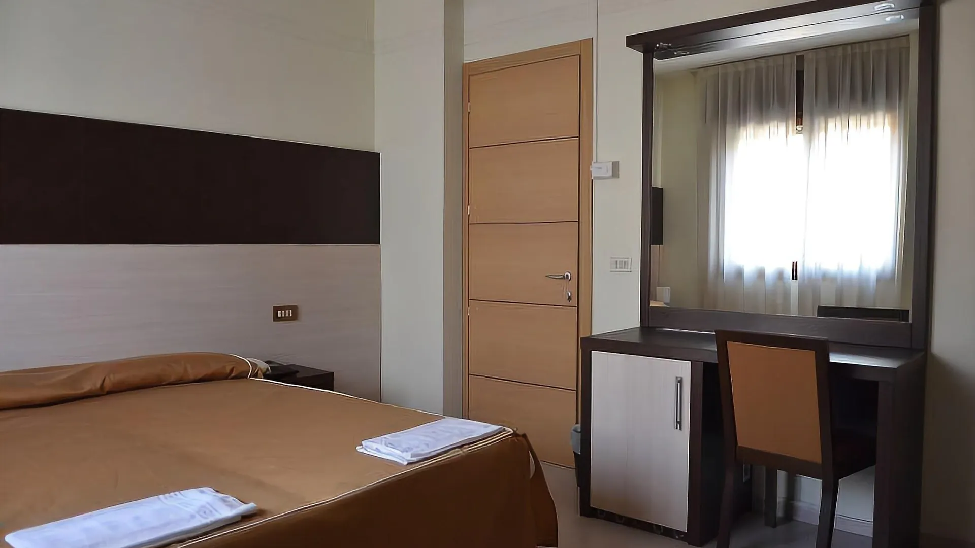 Hotel Colombo Marghera 3*,  Italy